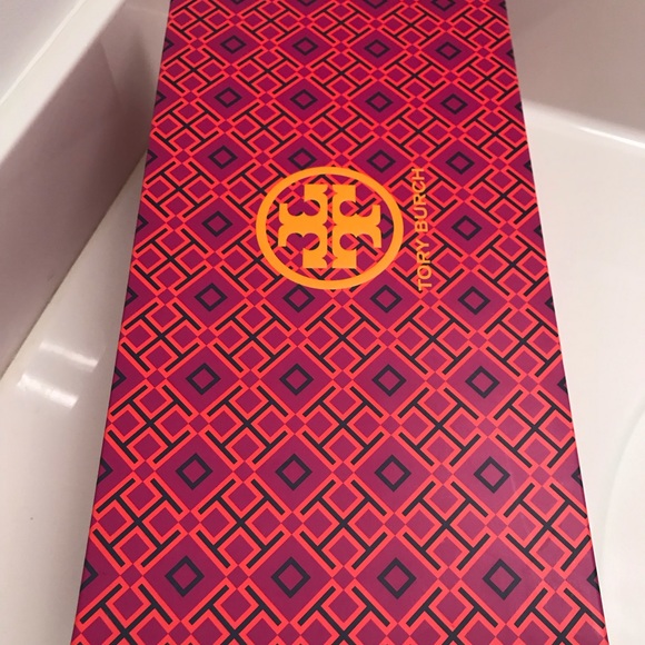 Tory Burch Double T Shearling Slide - Picture 6 of 6